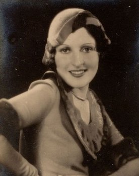 Betty Bird as Lilli Kopsch, Braut von Jennewein