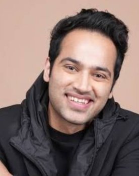 Raj Shamani as Raj Shamani