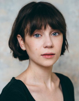 Jenny Walser as Tori Spring