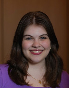 Sydney Pine as Police Officer