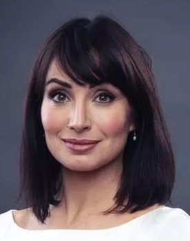 Roxy Shahidi as Bianca