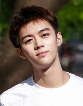 Luo Dianxia as Liu Hui [Emperor]