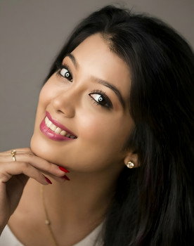 Digangana Suryavanshi as Shailaja