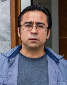 Gerardo García Ortiz as Rogelio