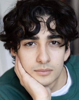 Zachary Kaddouri-Champagne as Yanni