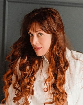 Alycia Ripley as Server