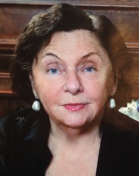 Паола Волкова as 