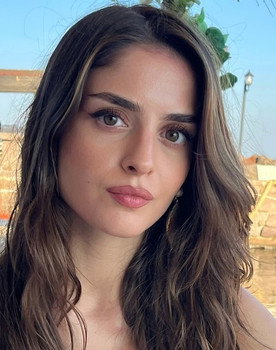Selen Özbayrak