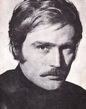 Ντίνος Καρύδης