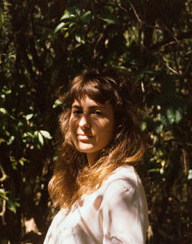 Isadora Almeida as Convidado