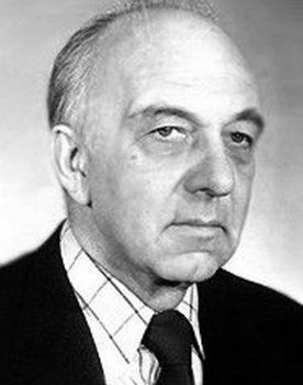 Mikhail Pogorzhelsky as Freter-Piko