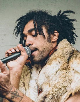 Miles Stanberry as Male Model