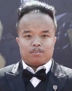 Han Mengwu as Prisoner