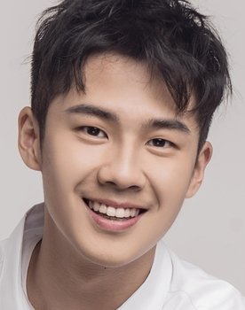 Zhong Weilun as Jiang Xiaochuan