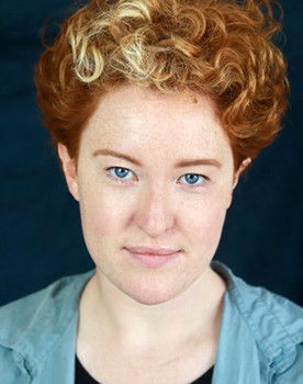 Madi O'Carroll as Anna