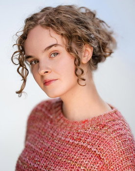 Karma Meyer as Iris Hale