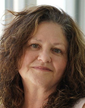 Silvana Goldemberg as Yaya