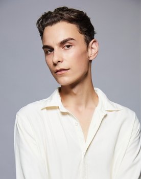 Ethan Fritsch-Morrison as Holden