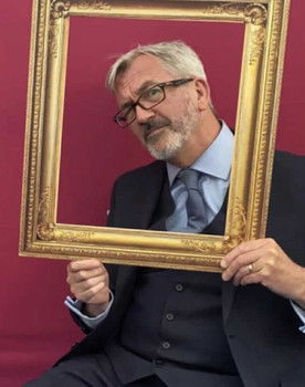 Colin Stewart as Stephen McDade