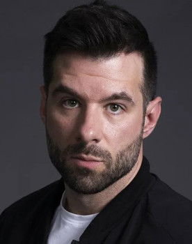 Curtis Steeksma as Bill