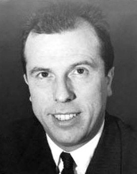 Jean Meyer as Covielle, Cléonte's valet