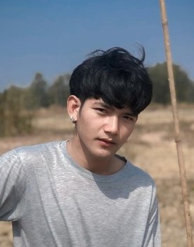 Jack Day as Sek