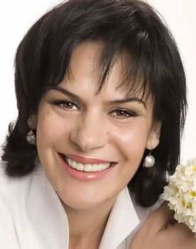 Elvira Diamanti as Lulja