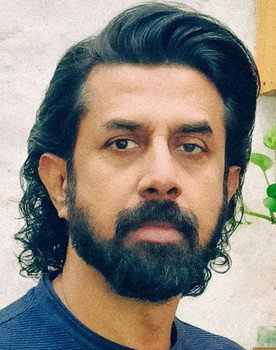 Nilesh Divekar as Raja