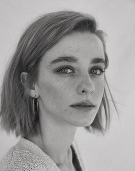 Lucía Juárez as Isabel