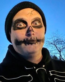 Scott Bryan as Scott