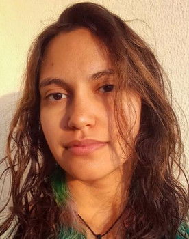 Ana Caroline Barros dos Santos