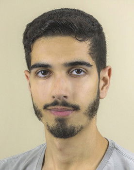 Yasser Monção Andrella as Fumante