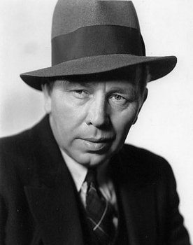 Harry Tenbrook as Crewman of Rescue Ship (uncredited)