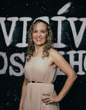 Fernanda Cornetta as 