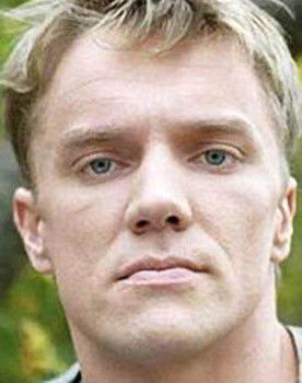 Алексей Осипов as Андрей Бушмин