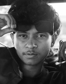 Karthik as Tintu