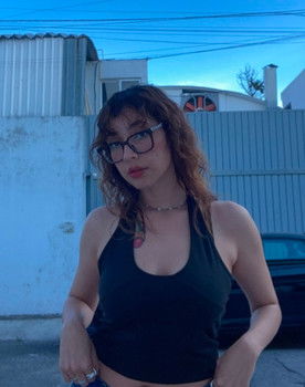 Asuany Amador as Radio (Voz)