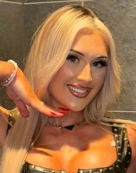 Jessica Woynilko as Tiffany Stratton