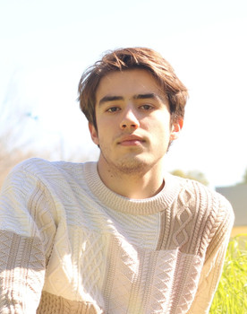 Santiago Presencio Triano as Pastor Sotigo