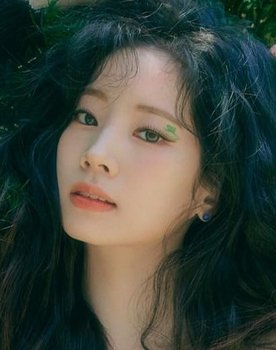 Kim Da-hyun as 