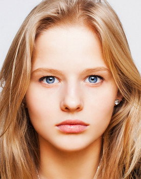 Aleksandra Bortich as Tanya