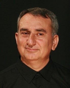 Ali Meriç as İsmail Şimşek