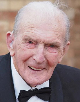 George 'Johnny' Johnson as Himself - Squadron Leader, 617 Squadron (as Johnny Johnson)