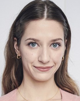 Michelle Tzontchev as Rose