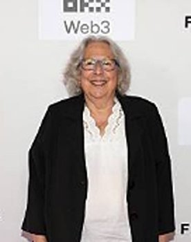 Chaya Beinin as Self