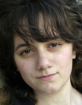 Ghazaleh Golpira as Siobhan