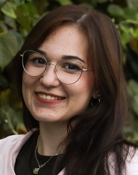 Rosario Combs as Claire Madden