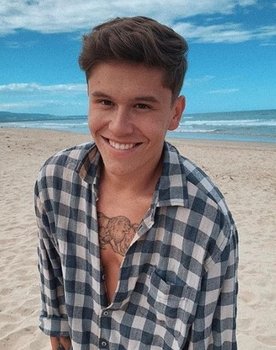Jai Waetford as Hayden Broadis