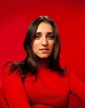 Élisabeth Godin as Jo