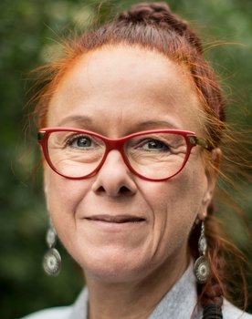 Susanne Schötz as Self